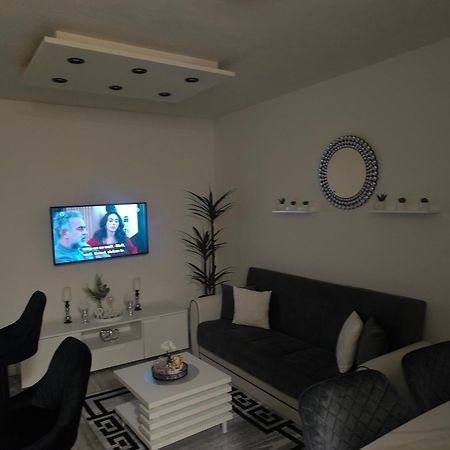 Apartman Rex Svinisce Exteriör bild