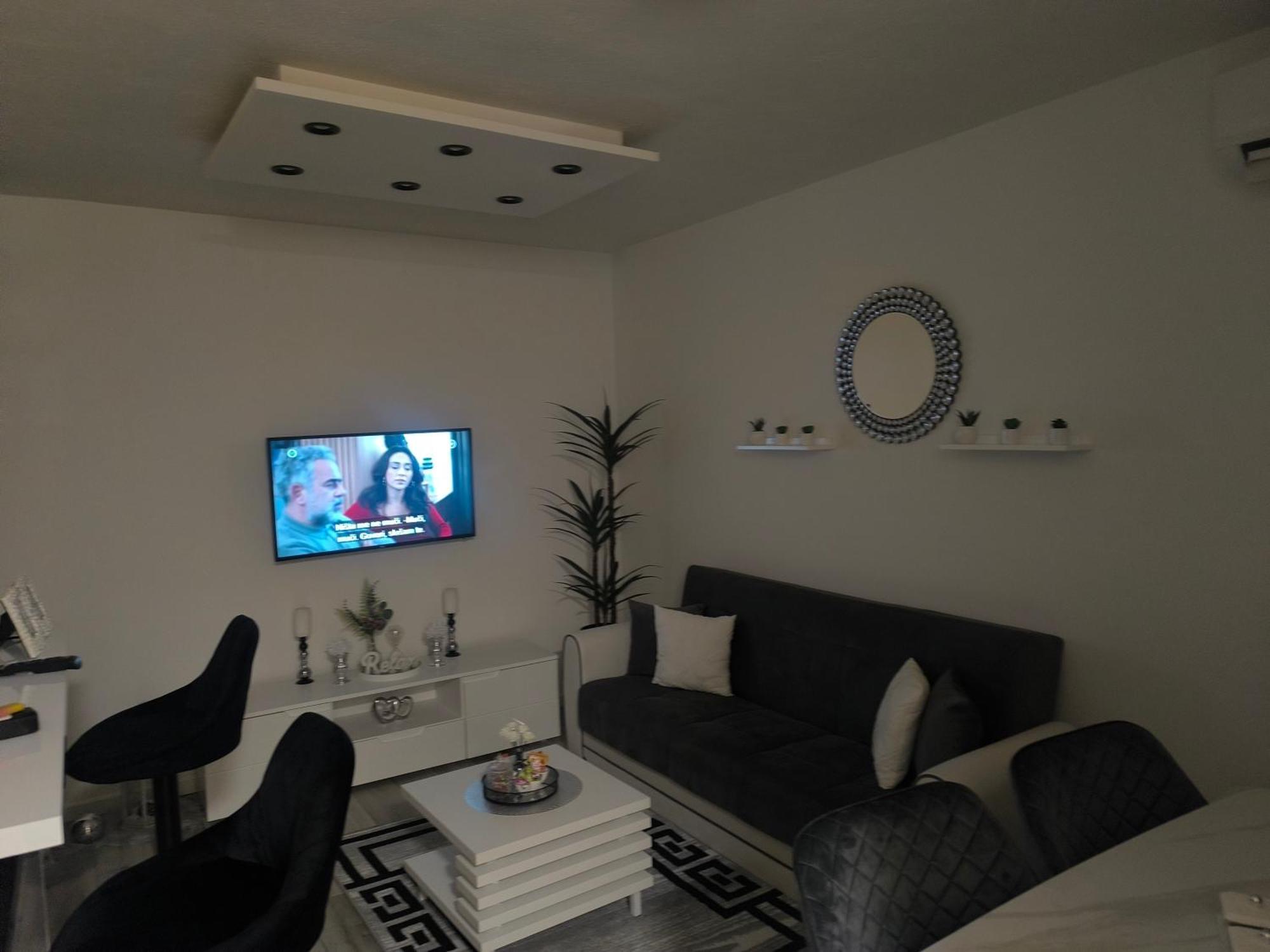 Apartman Rex Svinisce Exteriör bild